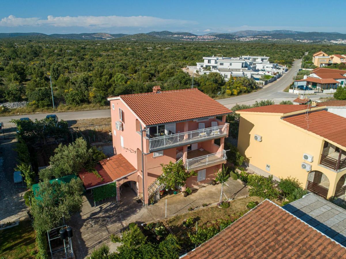 Seaview & Balcony Petra Appartement